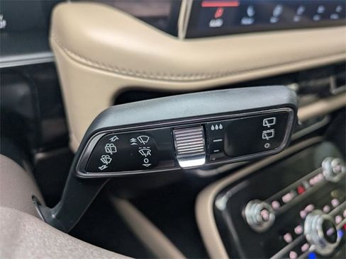 Used 2023 Lincoln Nautilus Reserve w/ Luxury Package image 15