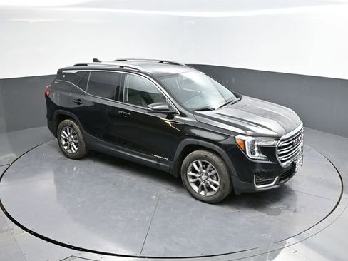 Used 2024 GMC Terrain SLT AWD/4WD image 36