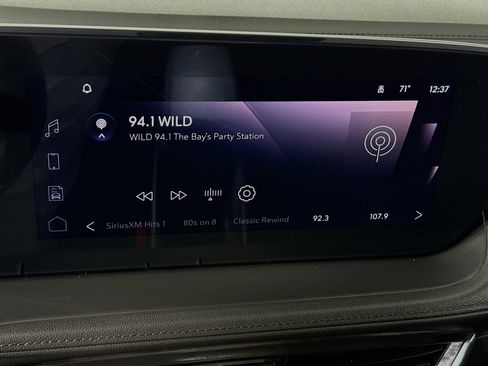 Used 2024 Buick Encore GX Sport Touring image 16