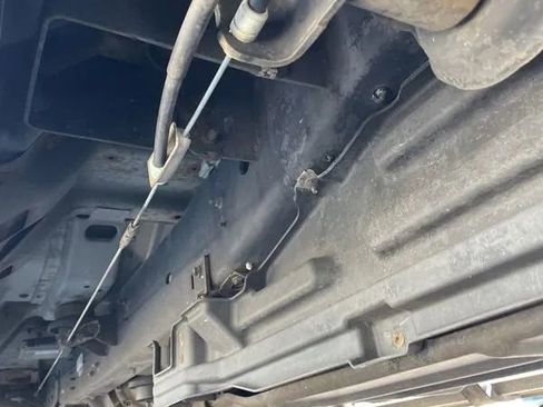 Used 2015 Ford F250 Lariat w/ Lariat Interior Package image 8