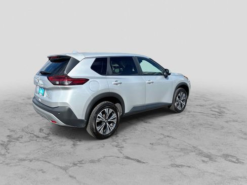 Used 2023 Nissan Rogue SV AWD/4WD image 8