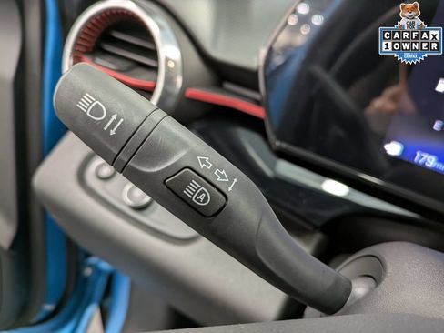 Used 2025 Chevrolet Trax RS w/ Sunroof Package FWD image 18