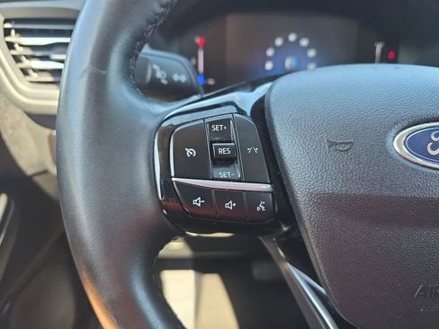 Used 2023 Ford Escape Active AWD/4WD image 18