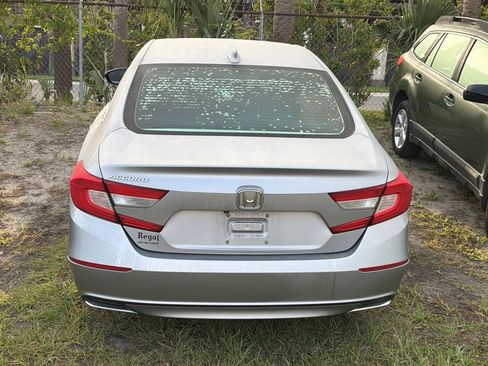 Used 2020 Honda Accord EX image 9