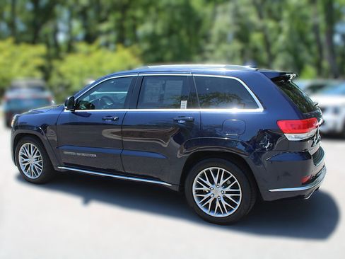 Used 2018 Jeep Grand Cherokee Summit AWD/4WD image 6