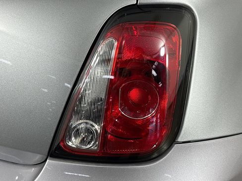 Used 2019 FIAT 500 Pop FWD image 31