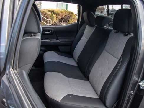 Used 2023 Toyota Tacoma 4x4 Double Cab image 22