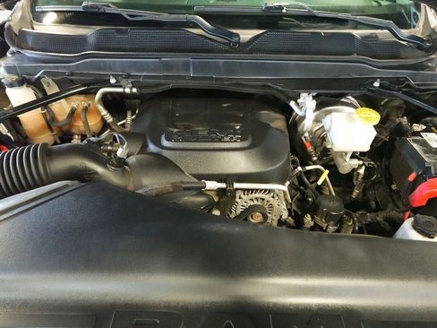Used 2020 RAM 2500 Tradesman AWD/4WD image 32