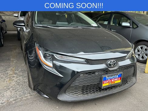 Used 2020 Toyota Corolla LE image 2