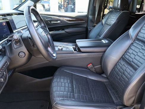 Used 2021 Cadillac Escalade Sport Platinum image 23