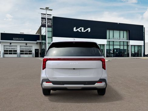 New 2026 Kia Carnival LX FWD image 6