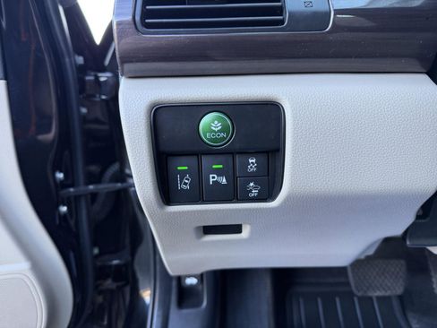 Used 2017 Honda Accord Touring image 20