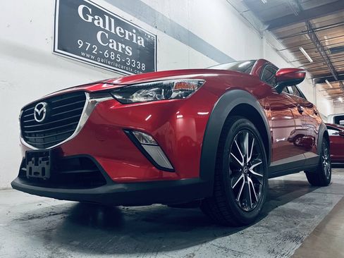 Used 2018 MAZDA CX-3 Touring w/ Preferred Equipment Package AWD/4WD image 3