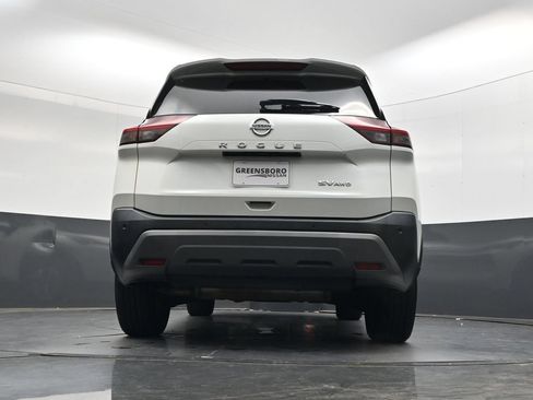 Used 2021 Nissan Rogue SV AWD/4WD image 35