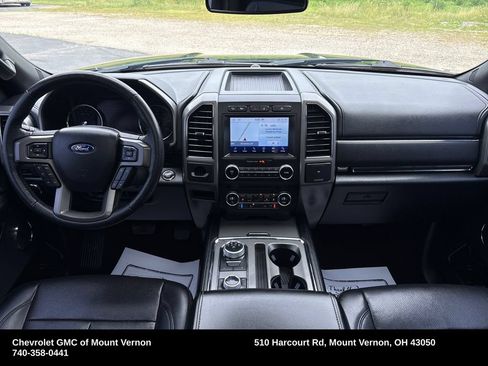 Used 2020 Ford Expedition XLT w/ Equipment Group 202A AWD/4WD image 16