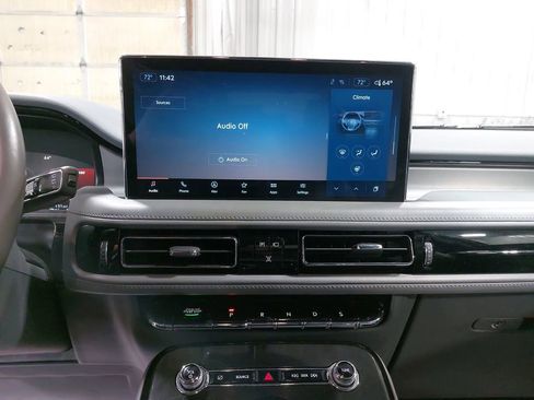 Used 2022 Lincoln Nautilus Reserve AWD/4WD image 20