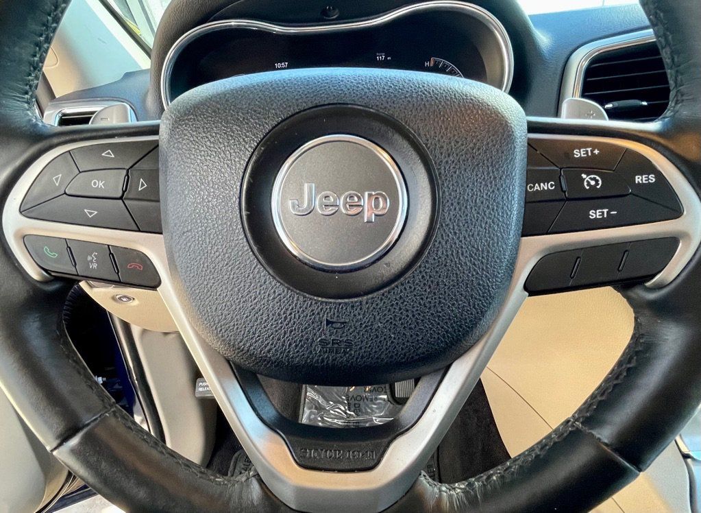 Used 2016 Jeep Grand Cherokee Limited AWD/4WD image 31