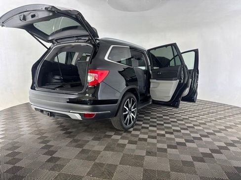 Used 2019 Honda Pilot Touring image 18