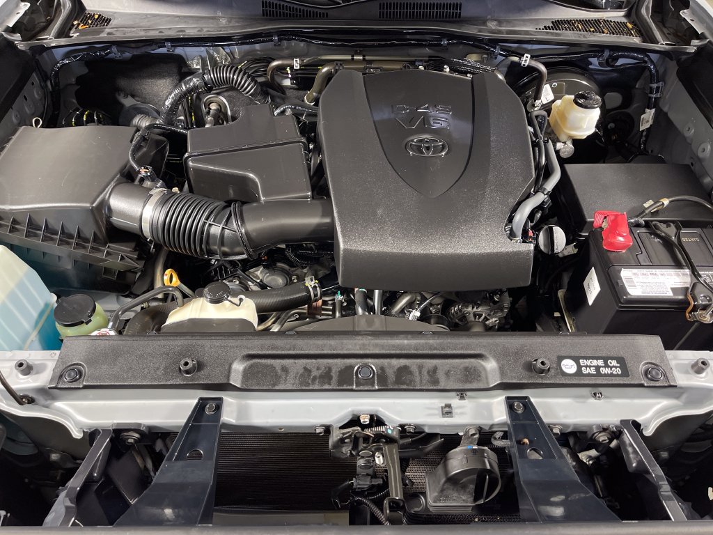 Used 2019 Toyota Tacoma SR5 RWD image 9