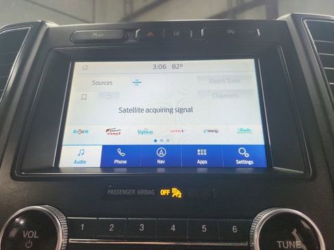 Used 2021 Ford Expedition Max Limited RWD image 29
