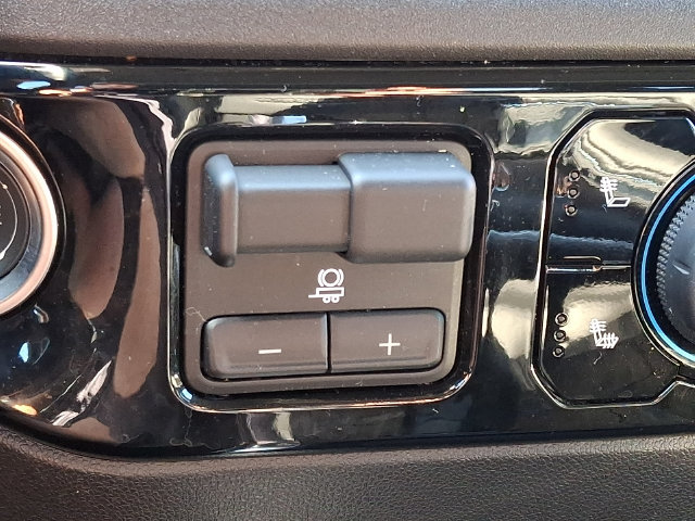 Used 2025 Chevrolet Silverado 1500 RST w/ Convenience Package II AWD/4WD image 22