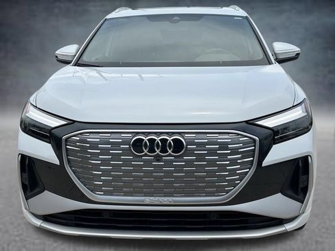 Used 2023 Audi Q4 e-tron Premium Plus w/ Premium Plus AWD/4WD image 7