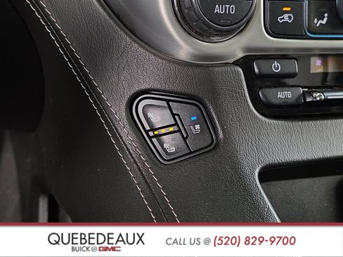 Used 2019 GMC Yukon SLT w/ Open Road Package AWD/4WD image 17
