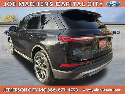Used 2022 Lincoln Corsair AWD w/ Premium Package image 6
