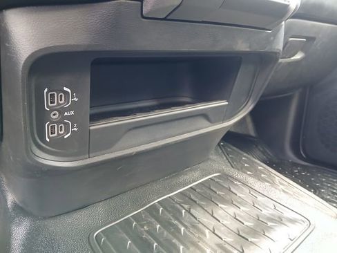 New 2026 RAM 3500 Tradesman AWD/4WD image 25