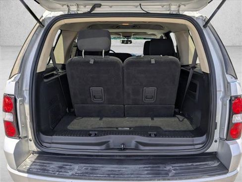 Used 2010 Ford Explorer XLT AWD/4WD image 6