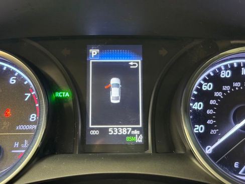 Used 2020 Toyota Camry SE w/ Convenience Package image 27