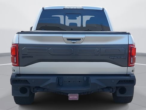 Used 2018 Ford F150 Raptor w/ Equipment Group 802A Luxury image 6
