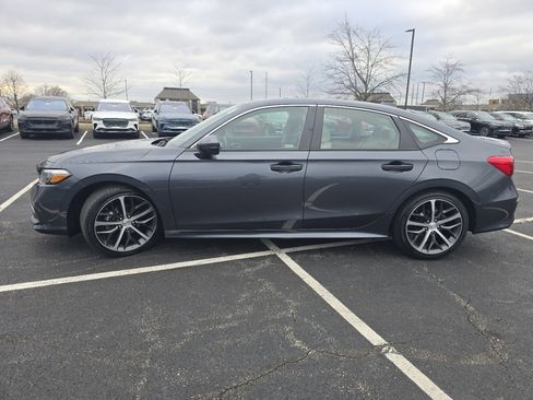 Certified 2024 Honda Civic Touring image 18