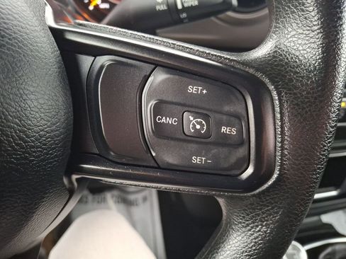 Used 2020 Jeep Wrangler Sport image 19