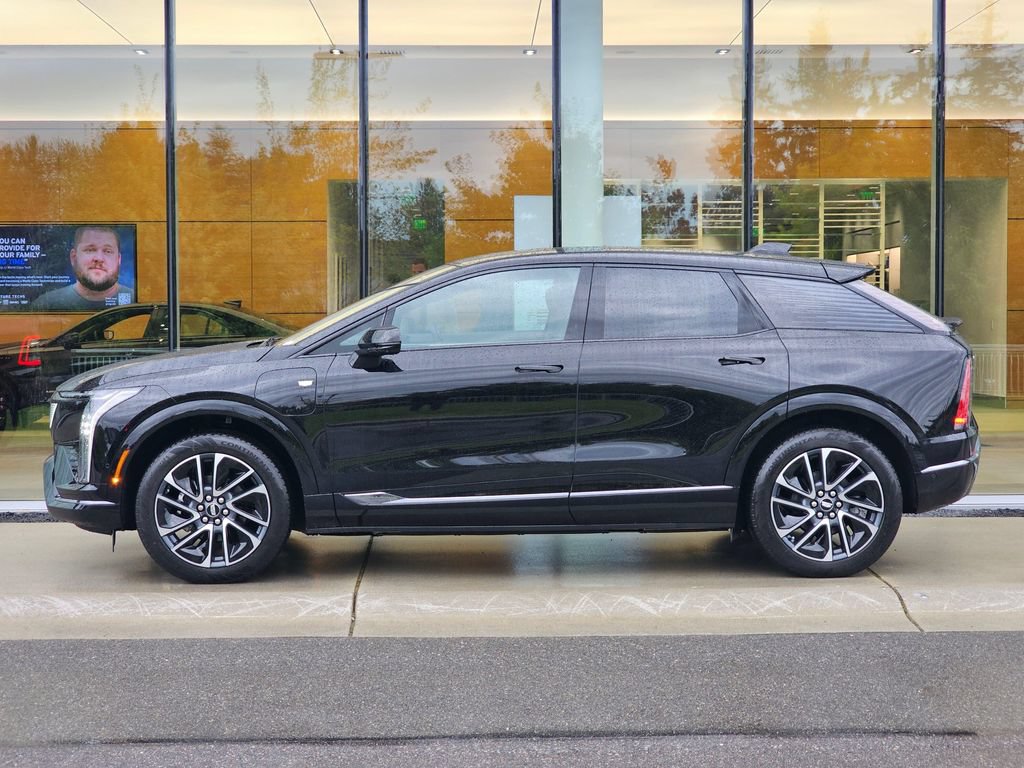 New 2027 Cadillac Optiq Sport AWD/4WD image 2