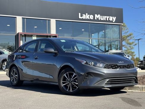 Used 2024 Kia Forte LXS image 1