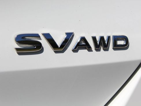 Used 2015 Nissan Rogue SV w/ SV Premium Package image 27