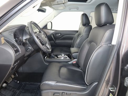 Used 2023 INFINITI QX80 Premium Select w/ All-Season Package image 12