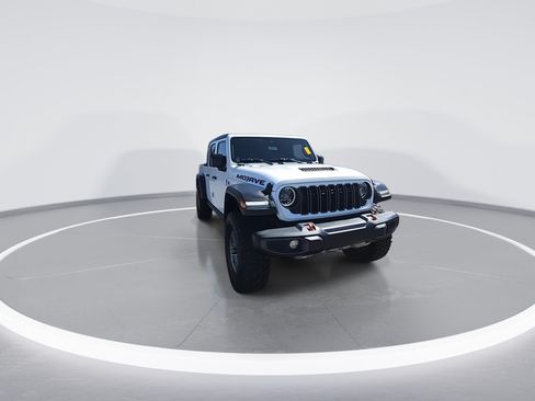Used 2024 Jeep Gladiator Mojave AWD/4WD image 7
