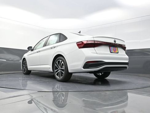 Used 2026 Volkswagen Jetta Sport FWD image 26