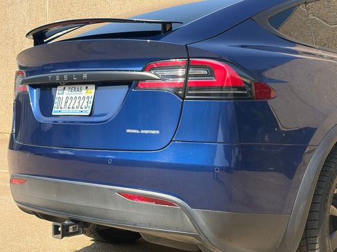 Used 2021 Tesla Model X AWD/4WD image 22