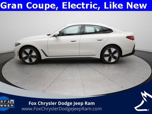 Used 2025 BMW i4 eDrive40 image 24
