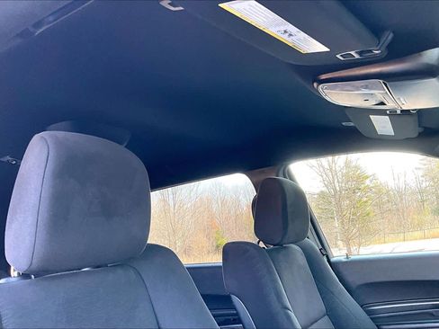 Used 2021 Dodge Durango GT w/ Blacktop Package RWD image 14