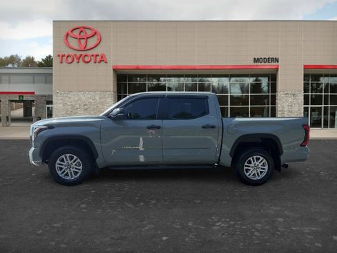 Certified 2025 Toyota Tundra SR5 w/ SR5 Convenience Package AWD/4WD image 7