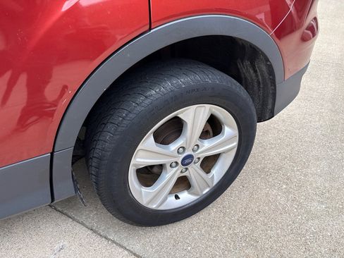 Used 2014 Ford Escape SE image 17