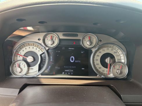 Used 2014 RAM 1500 Laramie Longhorn w/ Convenience Group AWD/4WD image 17