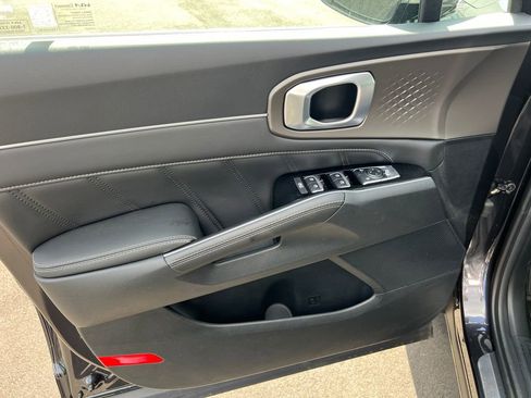 New 2025 Kia Sorento SX FWD image 11