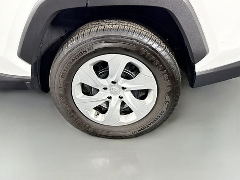 Used 2024 Toyota RAV4 LE FWD image 36