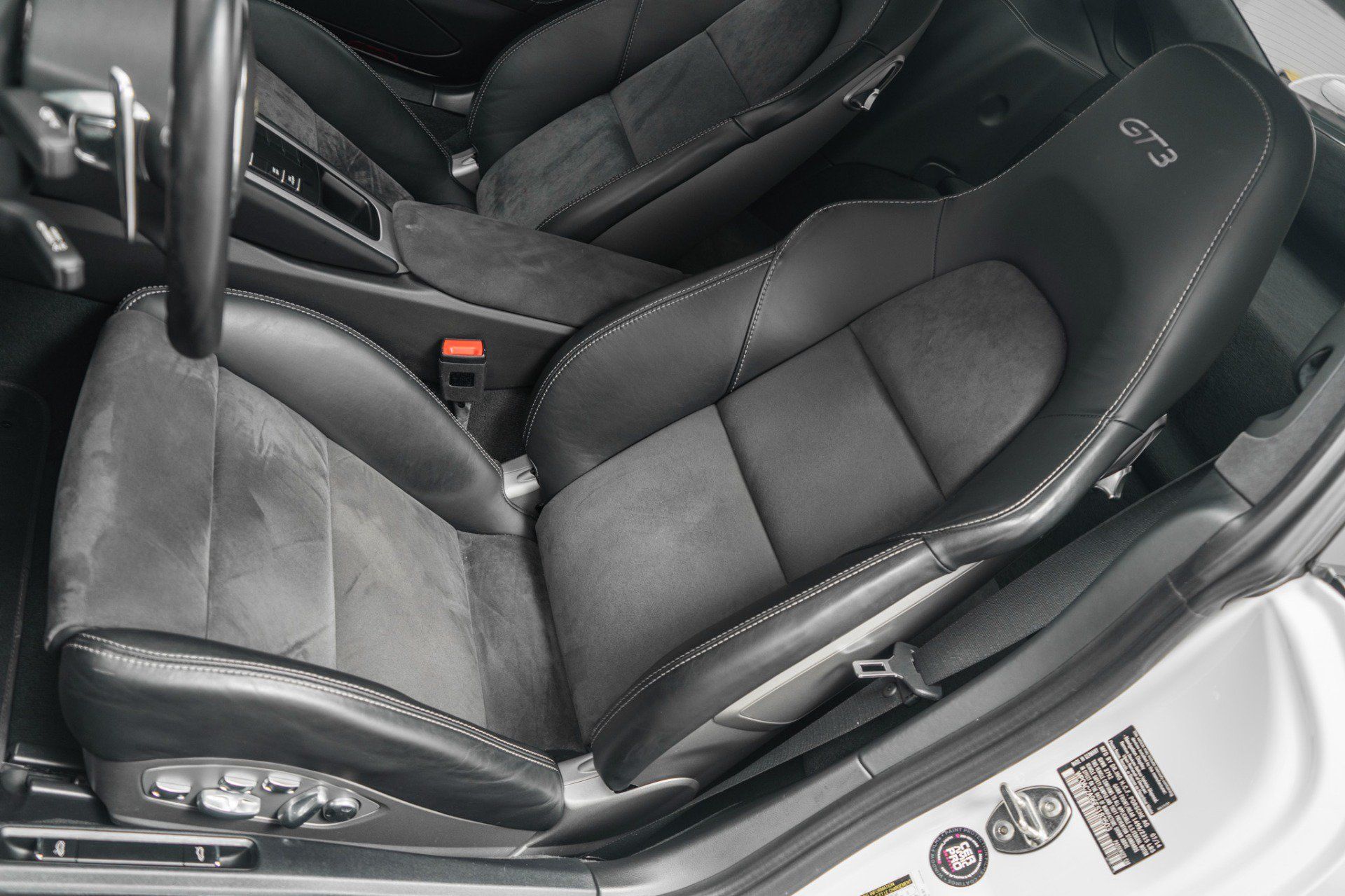 Used 2014 Porsche 911 GT3 RWD image 24