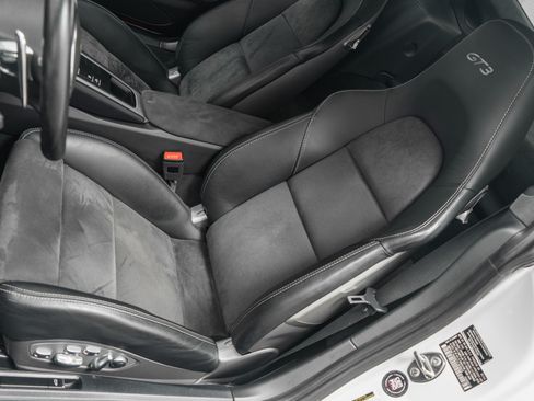 Used 2014 Porsche 911 GT3 RWD image 24
